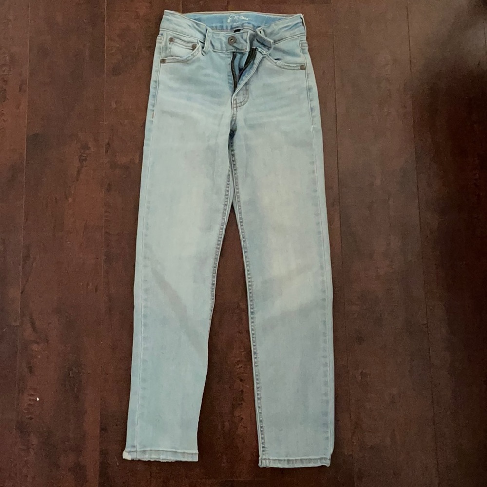 Art Class Girlfriend Jeans